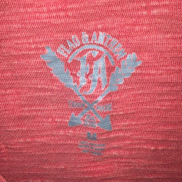 V Neck T-Shirt - Picture 4 of 5